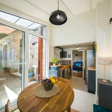 דירה Hidden Luxury 2br With Terrace