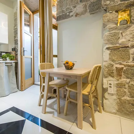 Hidden Luxury 2br With Terrace דירה ספליט