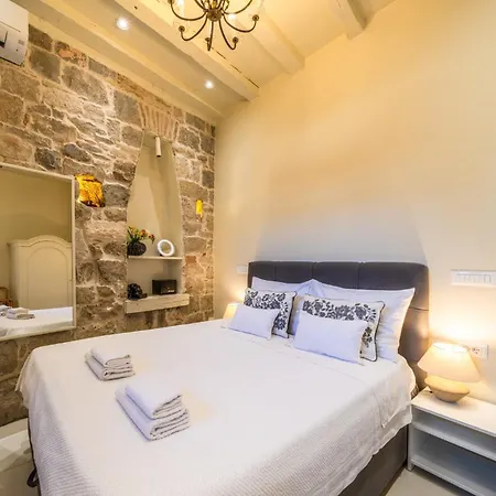 Hidden Luxury 2br With Terrace *