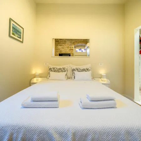 Hidden Luxury 2br With Terrace *