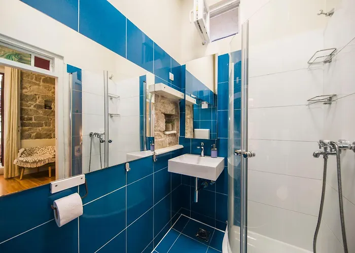 Hidden Luxury 2br With Terrace Split