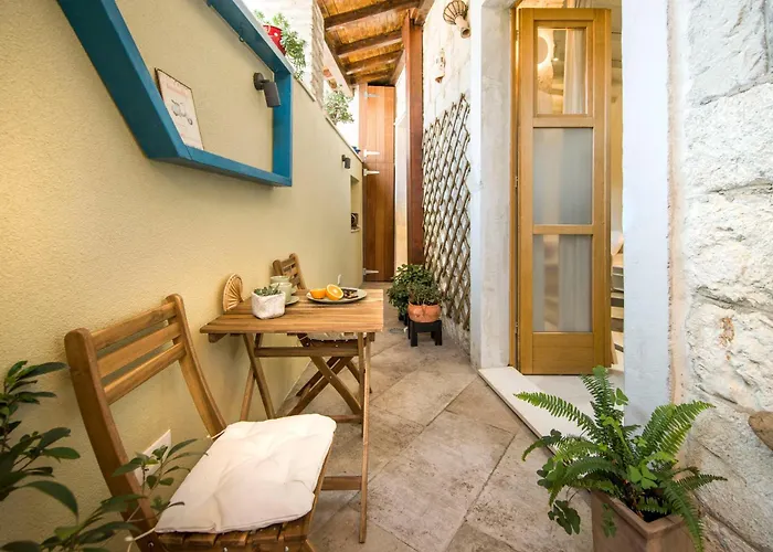 Hidden Luxury 2br With Terrace Split