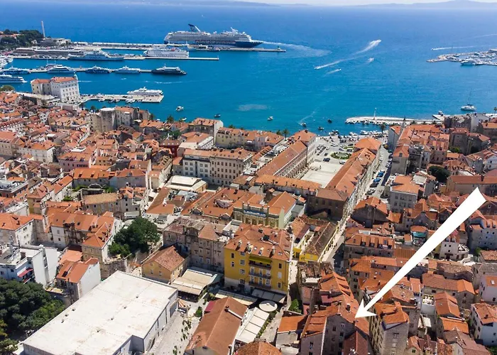 Hidden Luxury 2br With Terrace Apartment Split