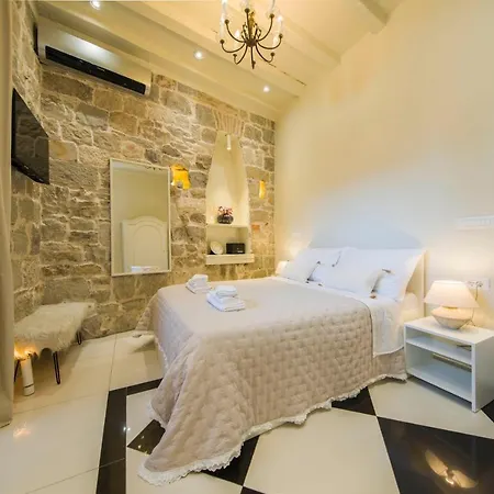 公寓 Hidden Luxury 2br With Terrace 斯普利特