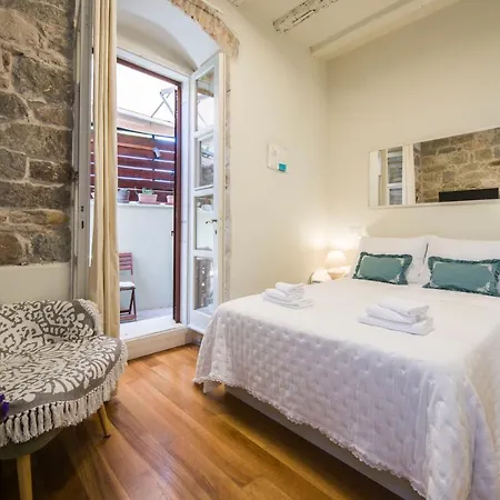 公寓 Hidden Luxury 2br With Terrace 斯普利特