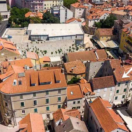 公寓 Hidden Luxury 2br With Terrace 斯普利特